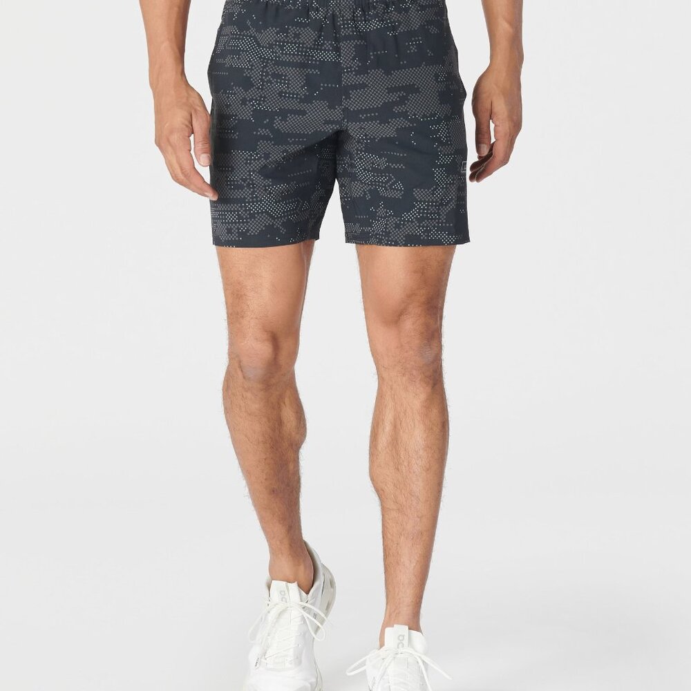 Legends Bishop Short Digital Camo Black Size XLXL / 7” / Liner